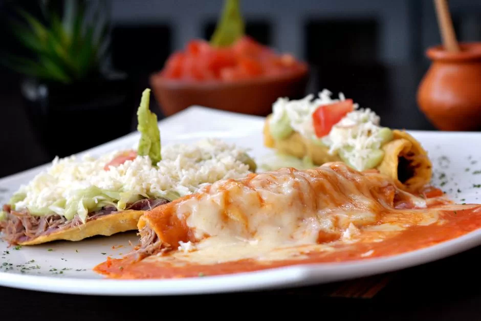 Tacos served on a plate